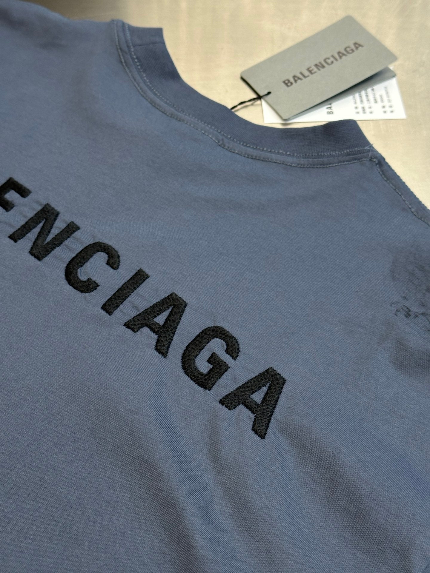 Balenciaga Men's Balenciaga Back Medium Fit T-shirt