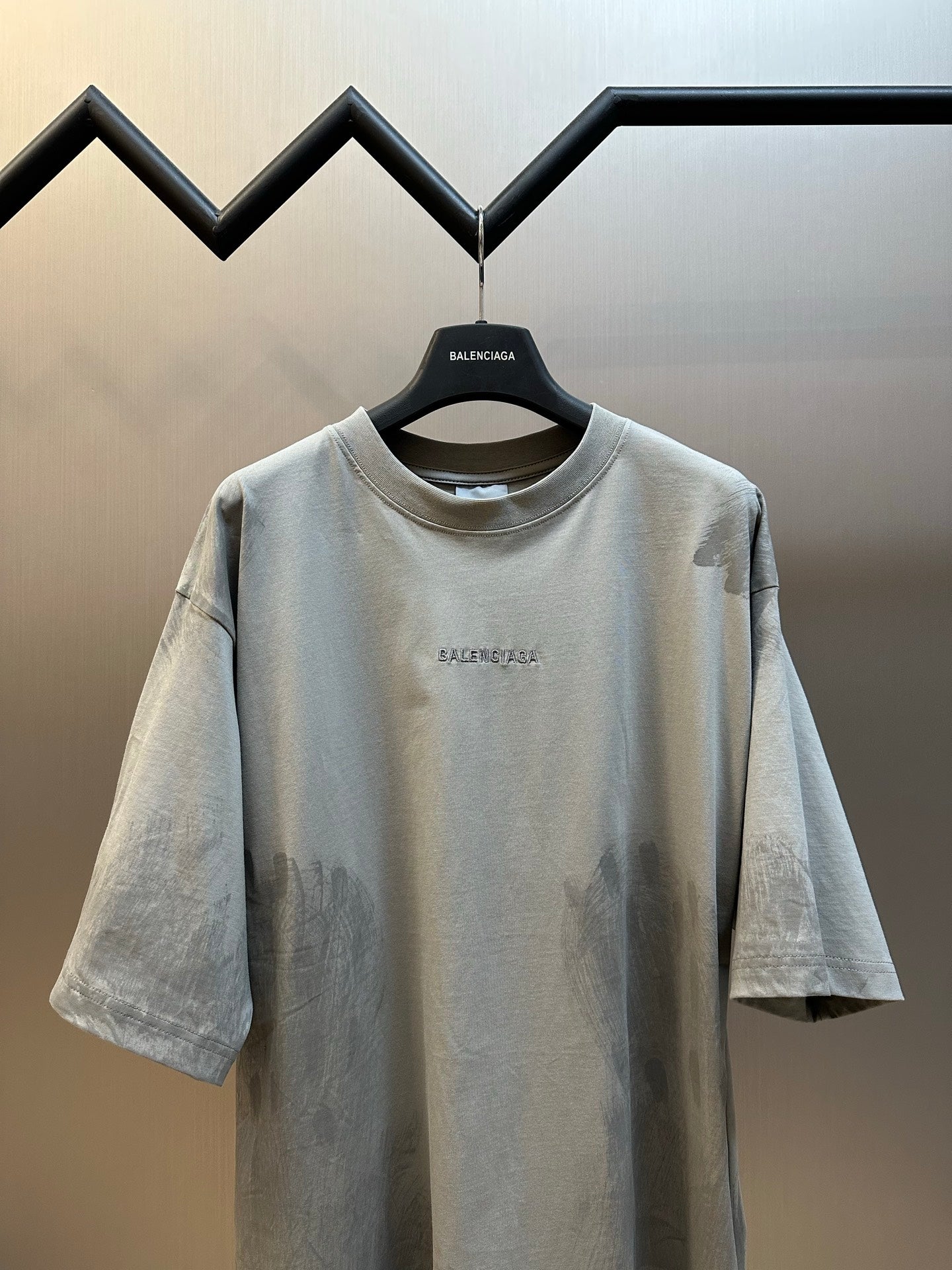 Balenciaga Men's Balenciaga Back Medium Fit T-shirt