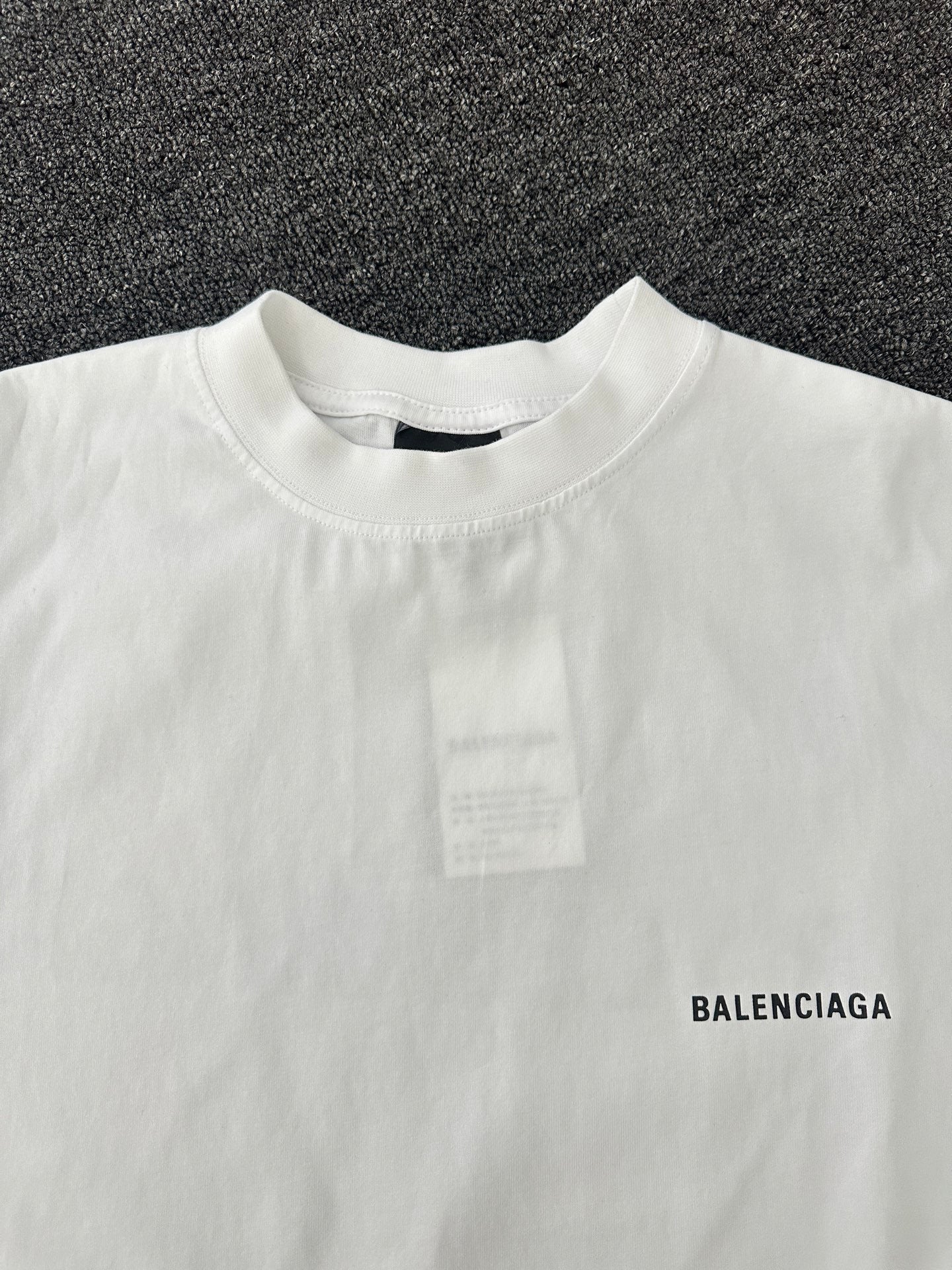 BALENCIAGA MENS Logo T-shirt Medium Fit "White"