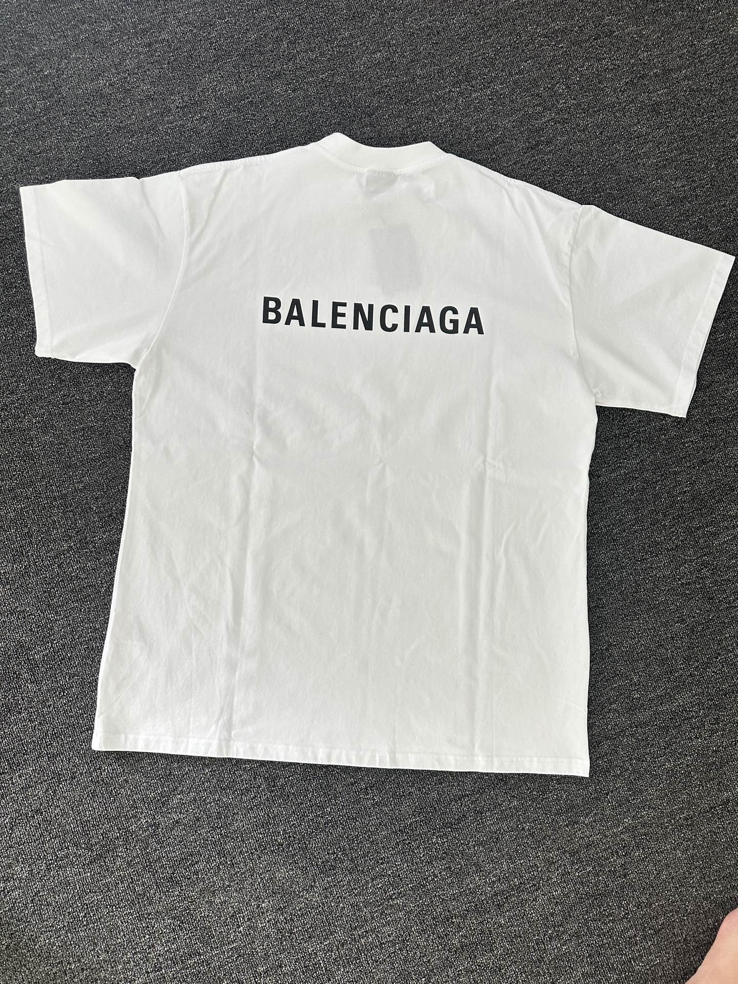 BALENCIAGA MENS Logo T-shirt Medium Fit "White"