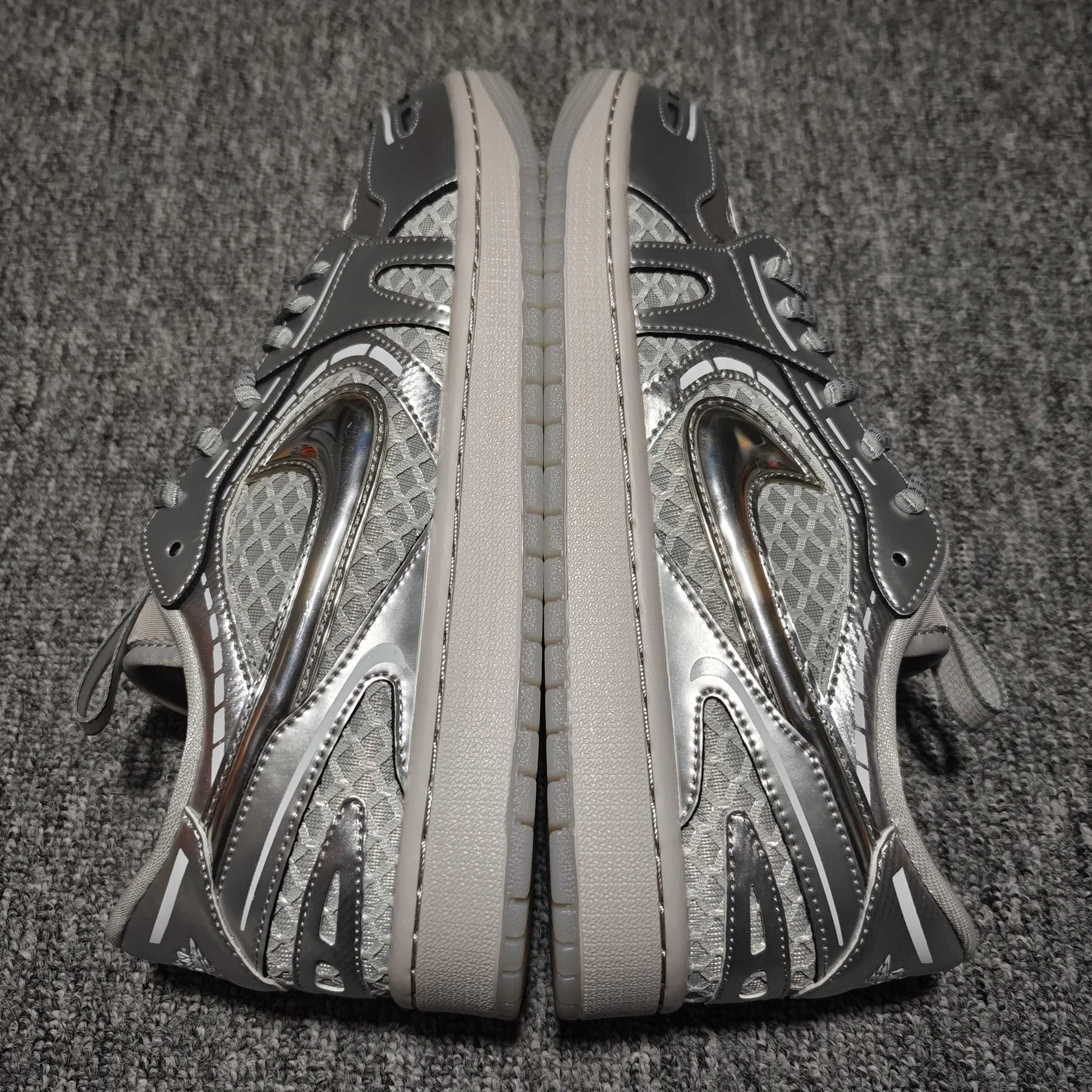 Nike Air Jordan 1 Low Method of Make "Neutral Grey/White/Pewter Grey/Metallic Silver"