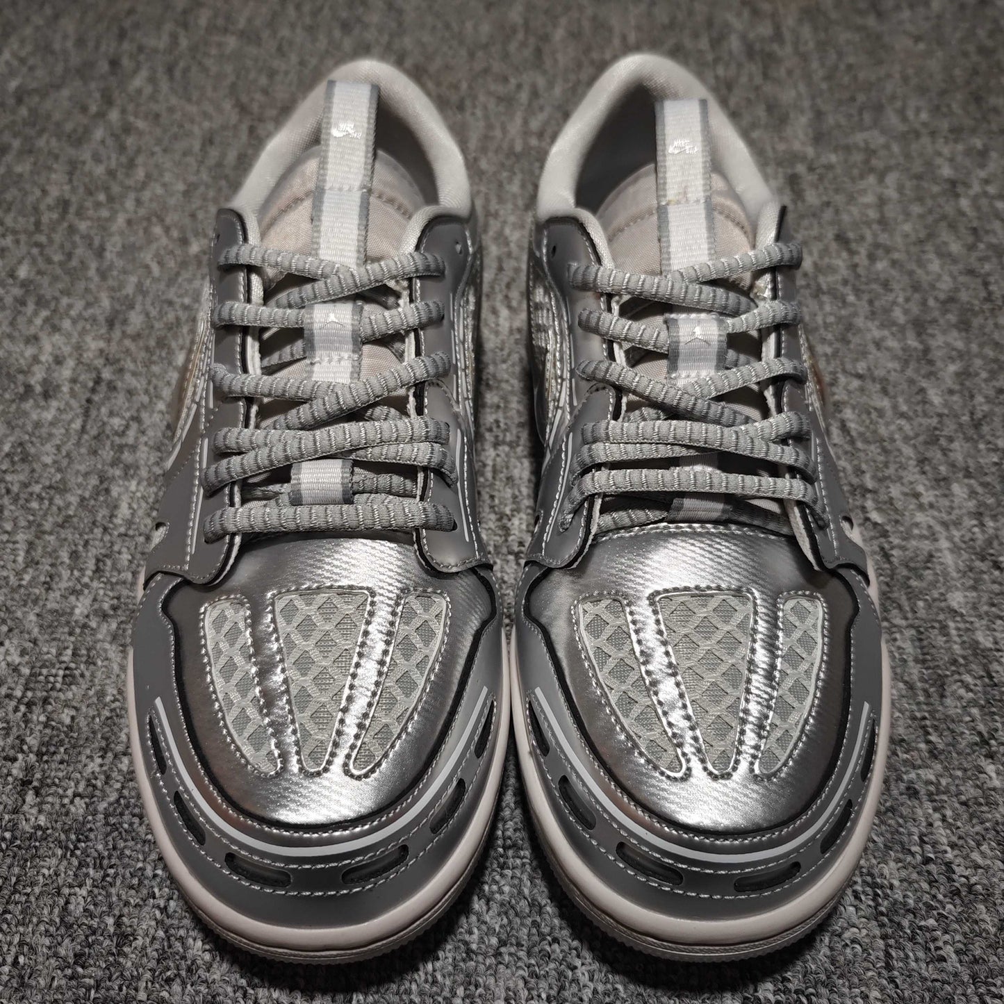 Nike Air Jordan 1 Low Method of Make "Neutral Grey/White/Pewter Grey/Metallic Silver"