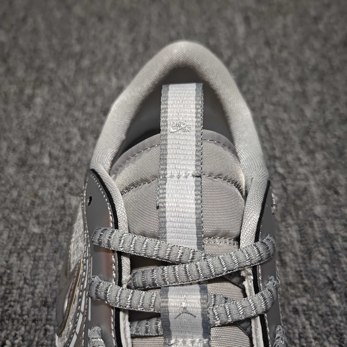 Nike Air Jordan 1 Low Method of Make "Neutral Grey/White/Pewter Grey/Metallic Silver"