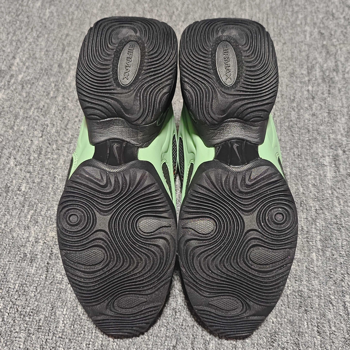 Nike Women's Air Max Muse "Black/Oil Green"