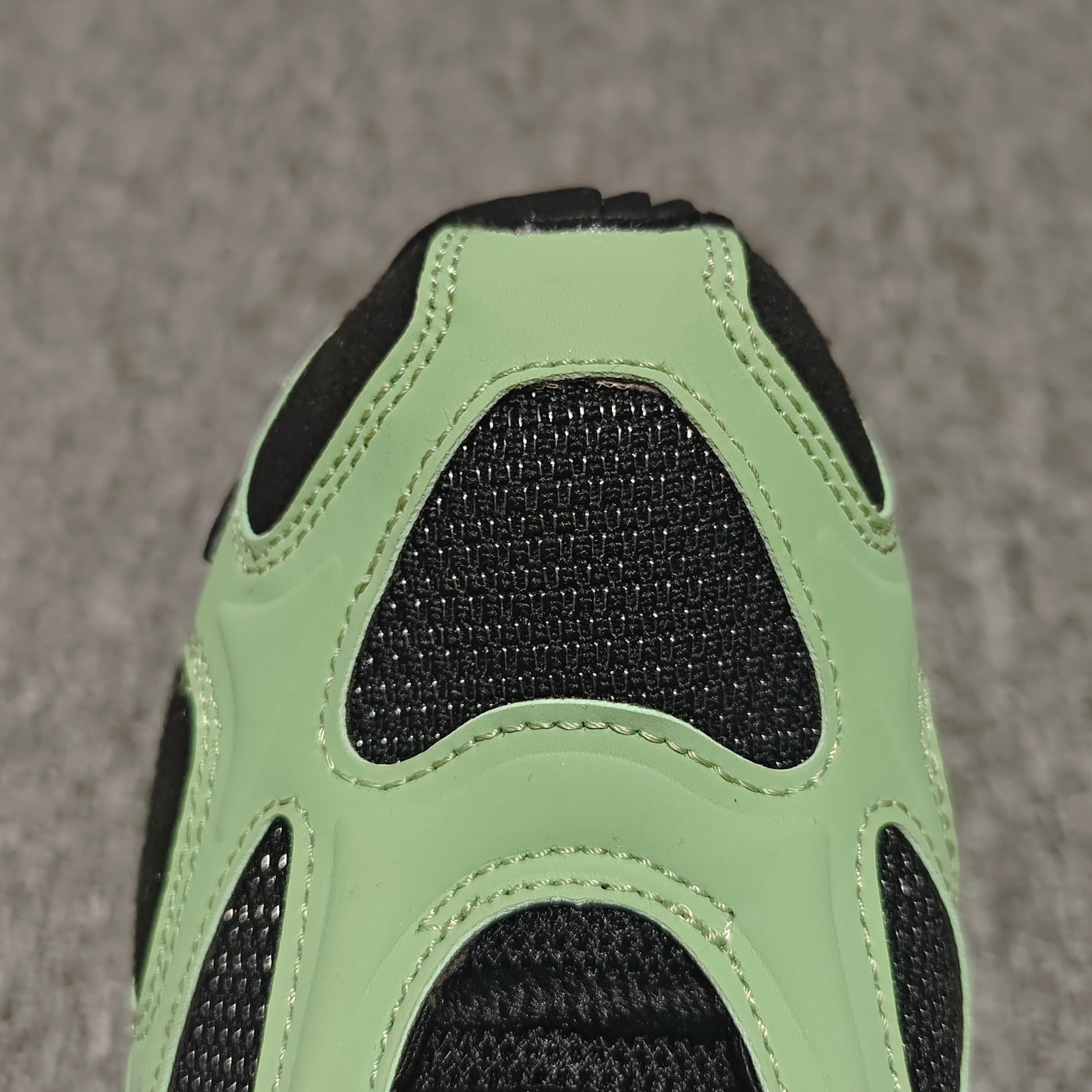 Nike Women's Air Max Muse "Black/Oil Green"