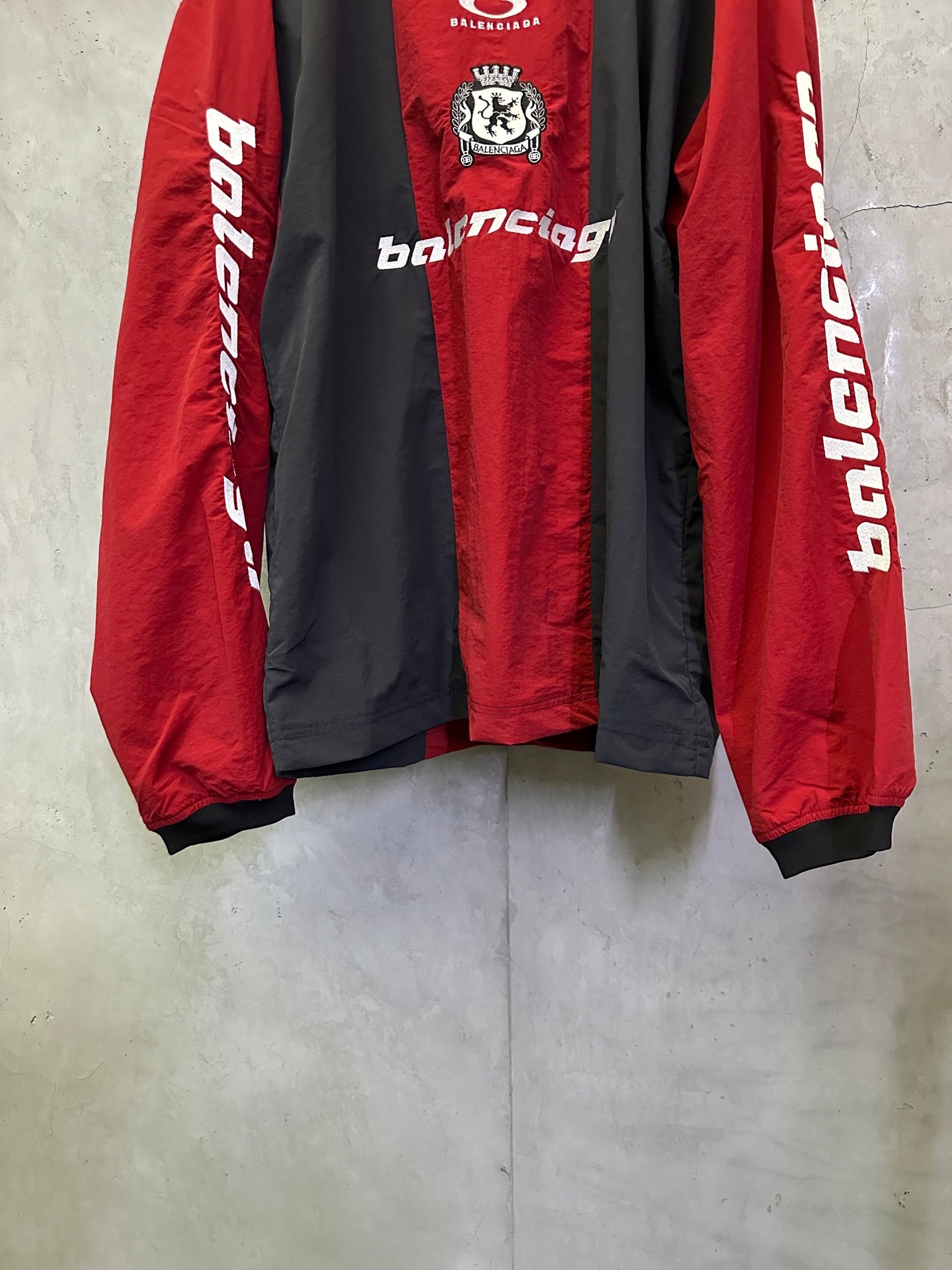 Balenciaga Men's Outerwear Long Sleeve Top in Lipstick Red/black