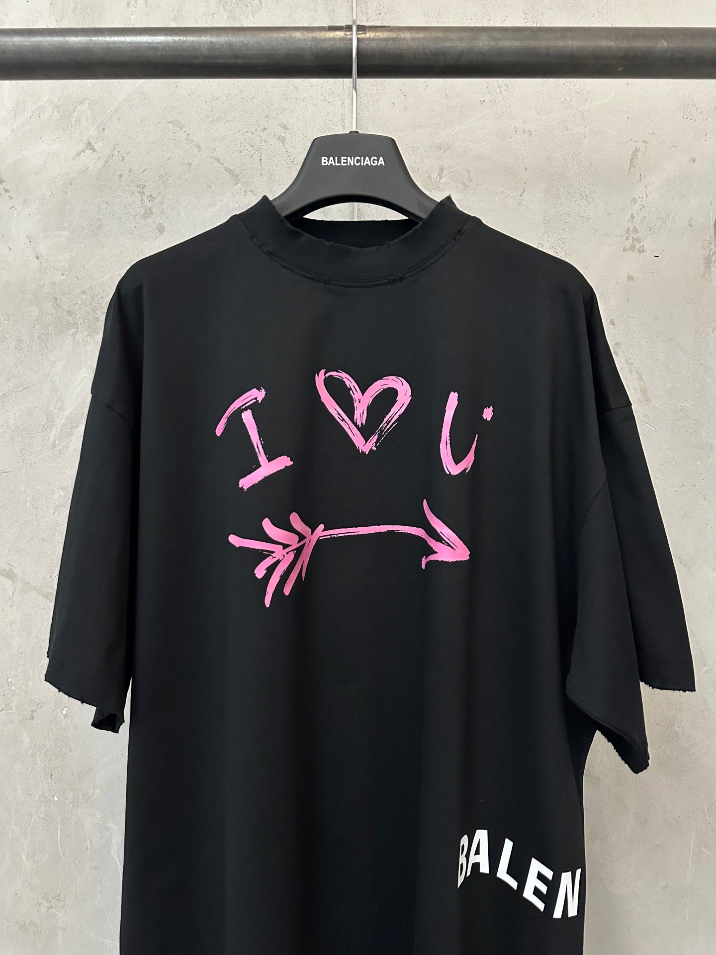 Balenciaga I<3 U Medium Fit T-shirt