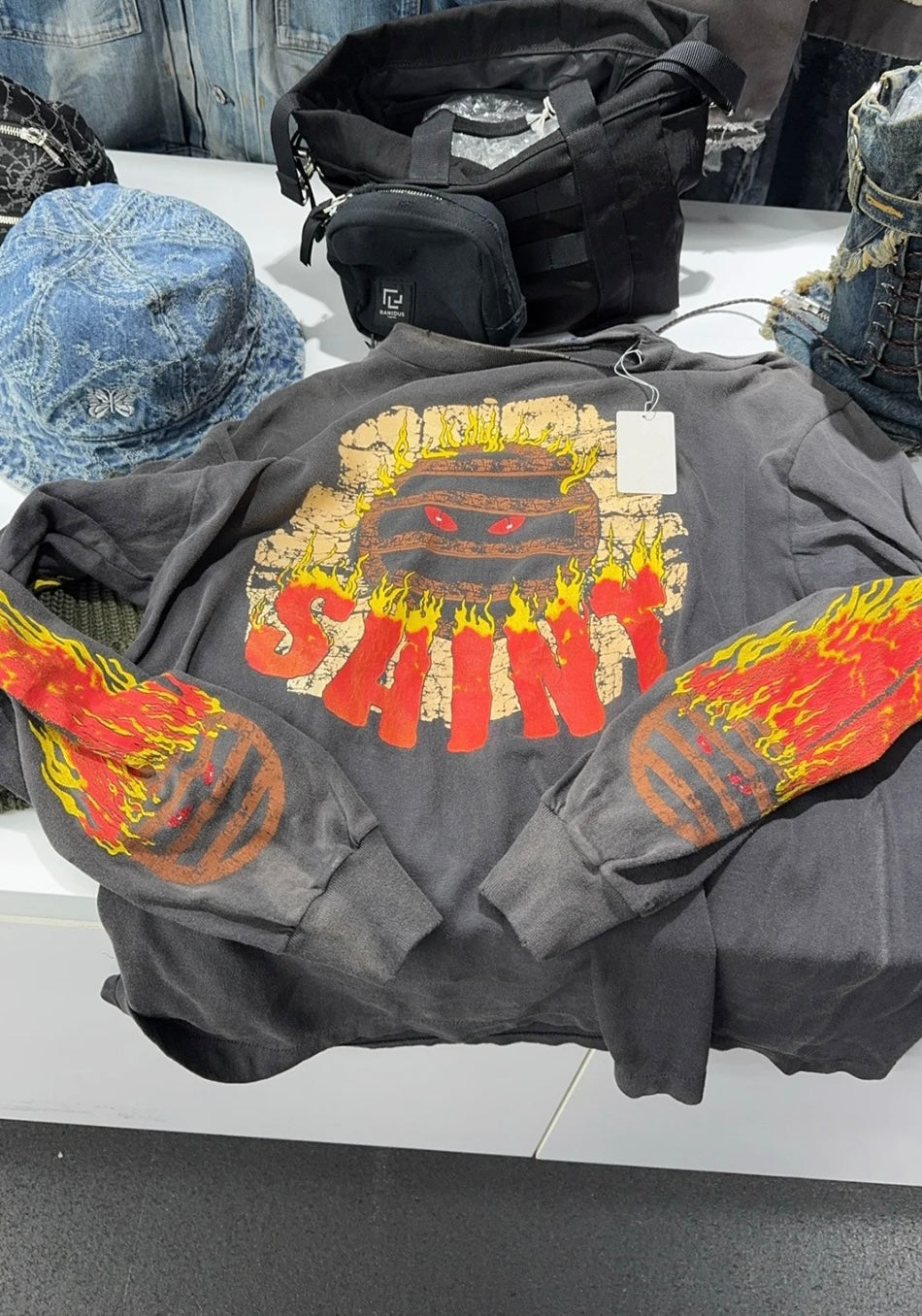 SAINT Mxxxxxx  LS TEE LIVE IN HELL
