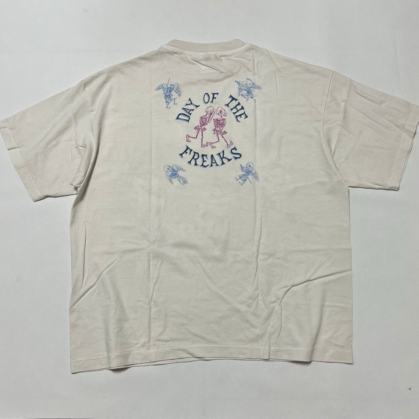 SAINT Mxxxxxx TEE