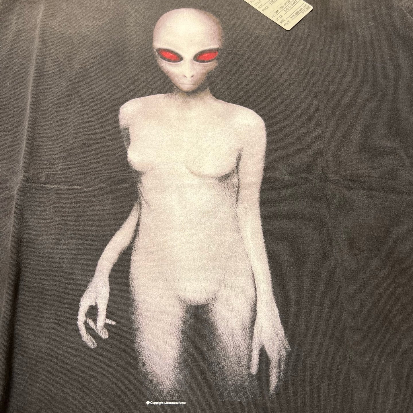 SAINT Mxxxxxx SS TEE ALIEN