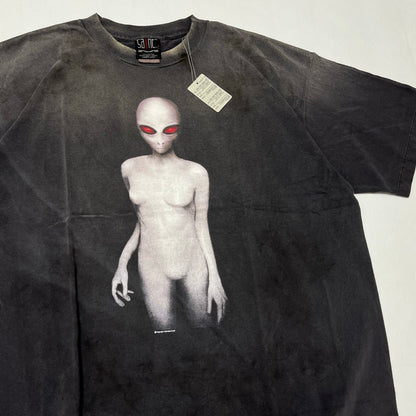 SAINT Mxxxxxx SS TEE ALIEN
