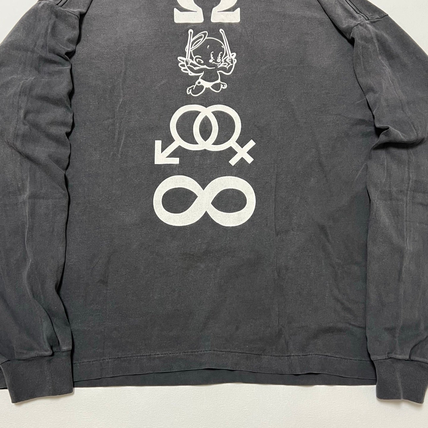 SAINT M×××××× Negative Matter sweatshir