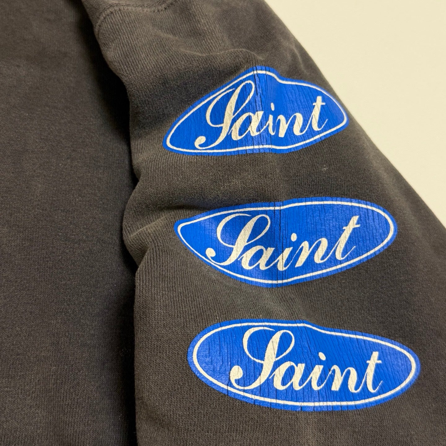 SAINT MXXXXXX HOODIE/LOVE AMONG/BLACK