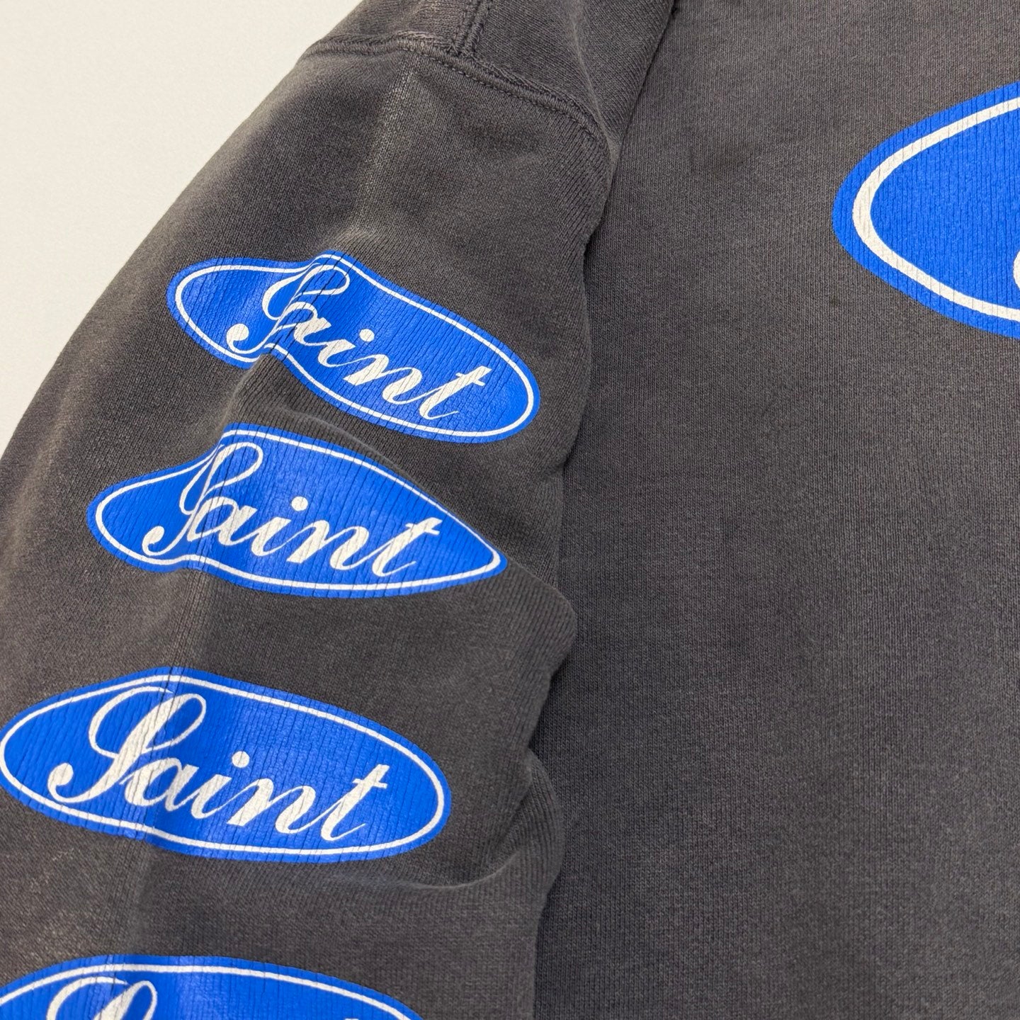 SAINT MXXXXXX HOODIE/LOVE AMONG/BLACK