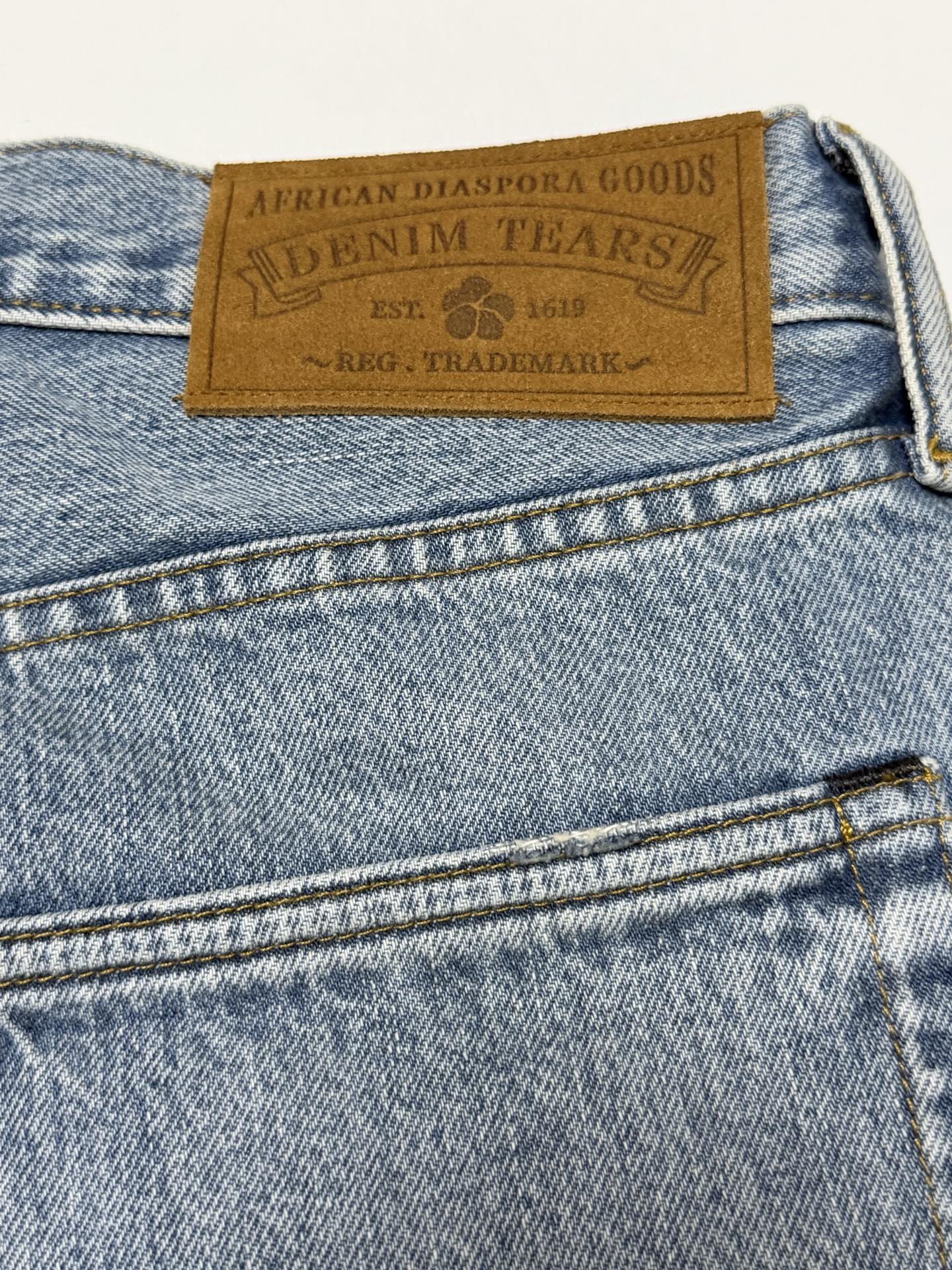 DENIM TEARS / BAGGY COTTON WREATH DENIM PANT