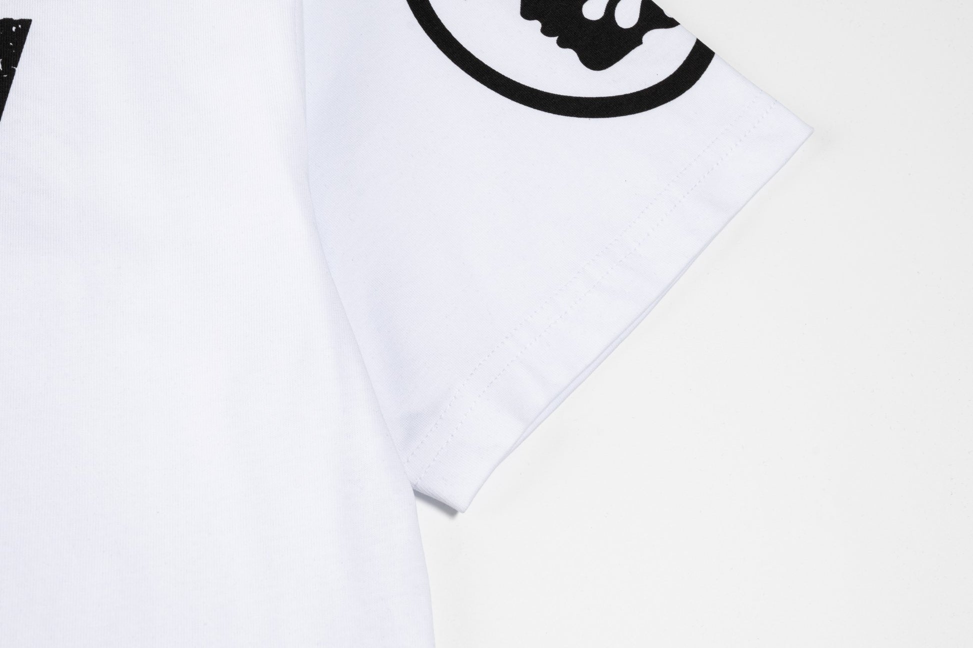 Hellstar x Howlin' Ray's ComplexCon T-Shirt