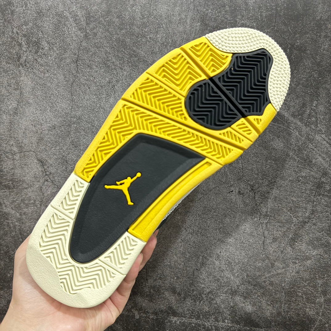 Nike Women's Air Jordan 4 Retro "Vivid Sulfur"