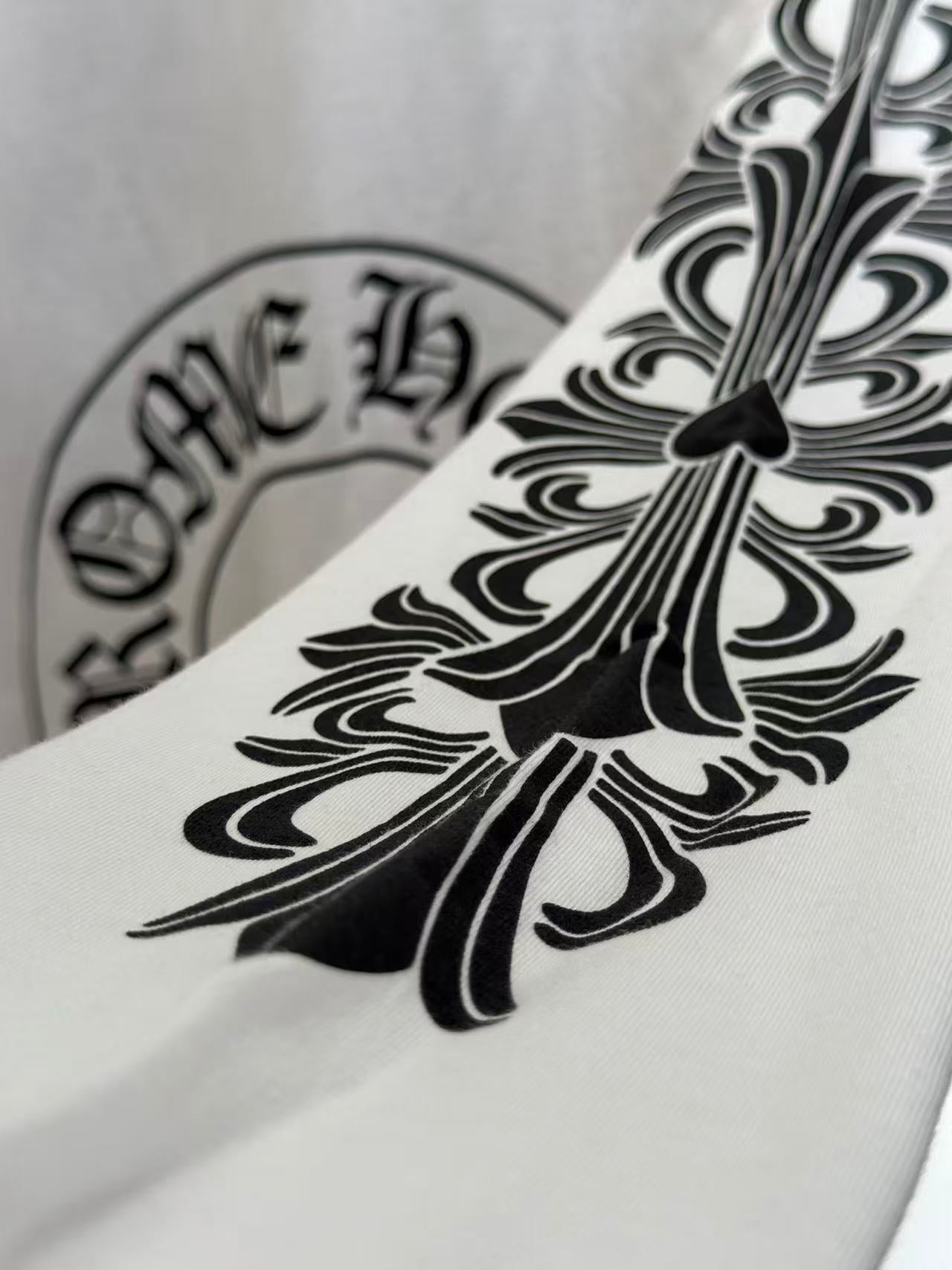 CHROME HEARTS LONG SLEEVE T-SHIRT FLORAL CROSS