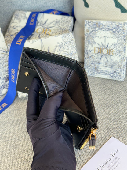 Dior 30 Montaigne Dahlia Wallet