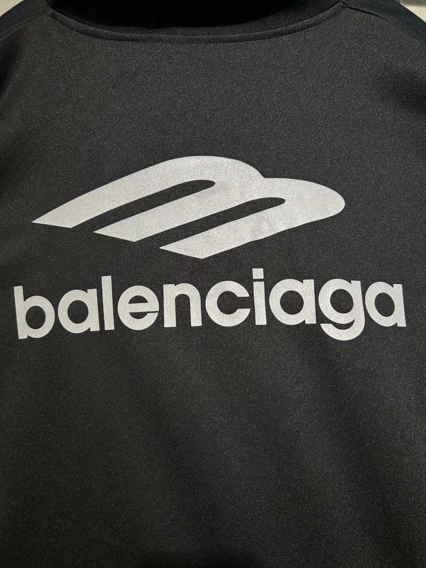 BALENCIAGA  3b Sports Icon Ski Long Sleeve T-Shirt Large Fit in Black