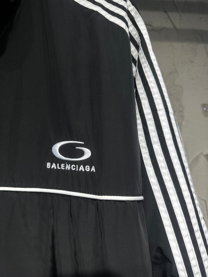 BALENCIAGA Men's Large Tracksuit Jacket in Black