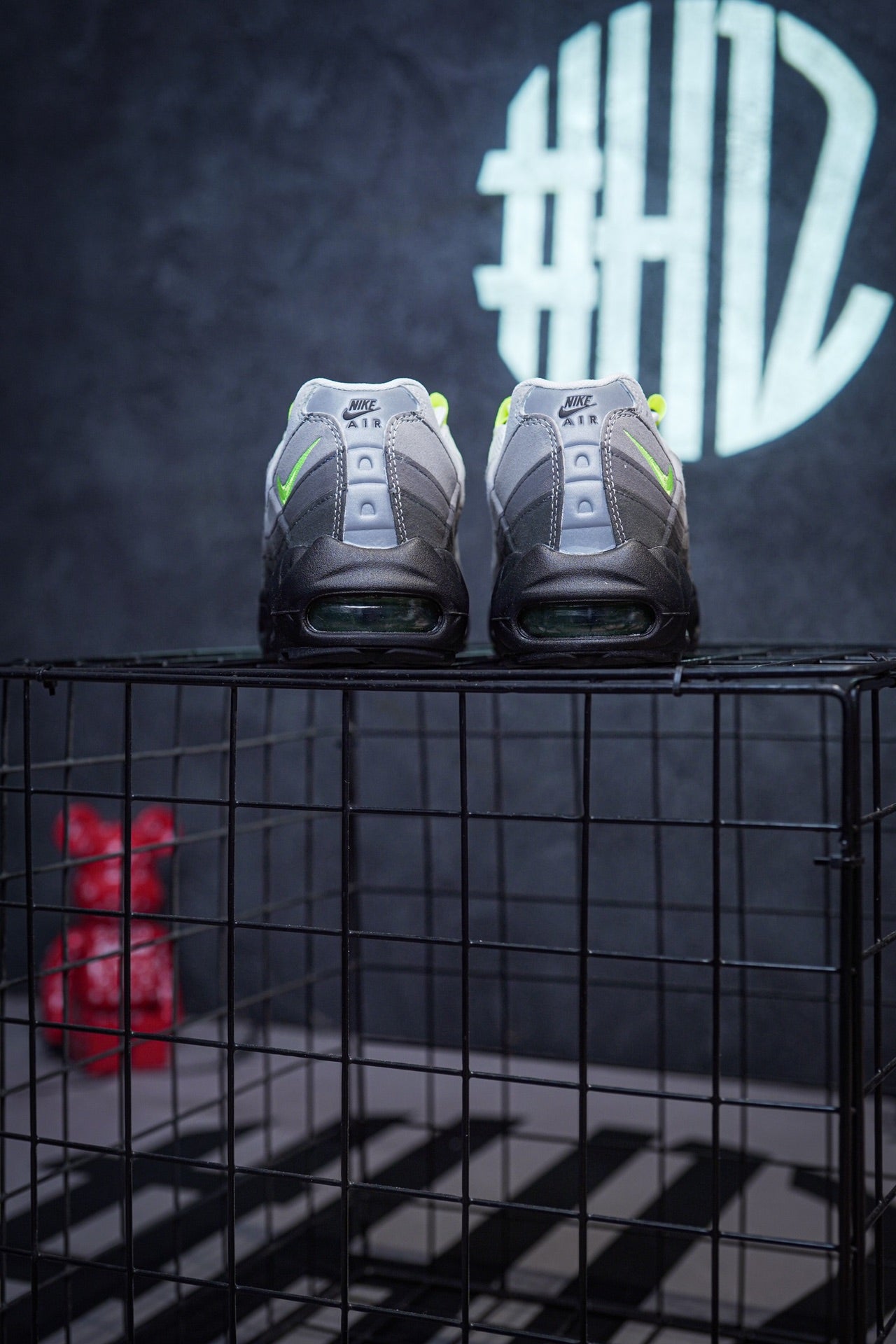 Nike Air Vapormax 95 "Neon"
