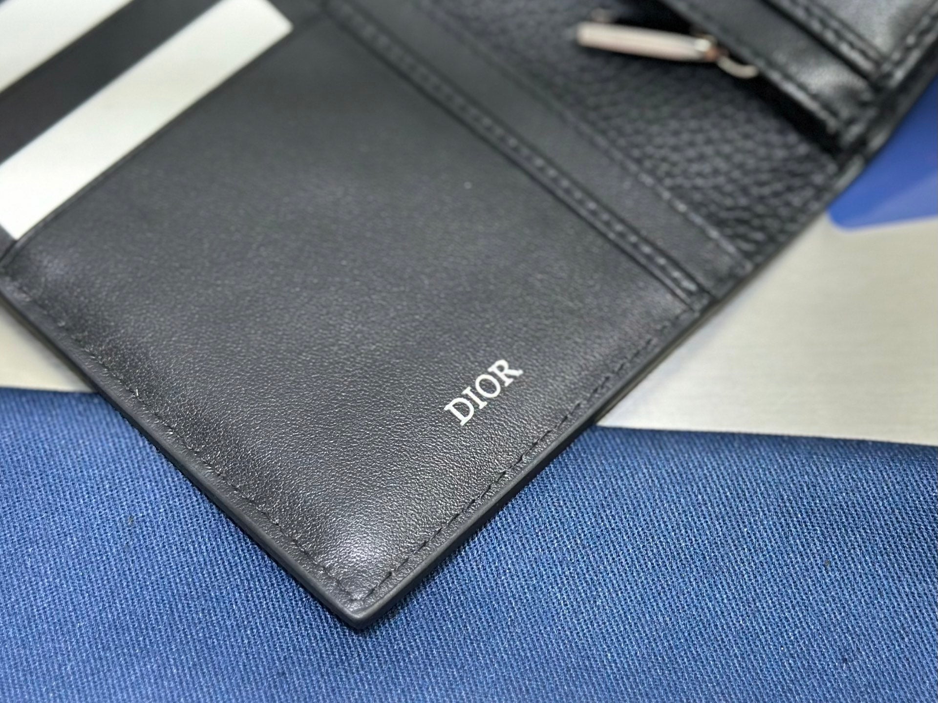 Dior Vertical Continental Wallet 2OBBC002YSE OBLIQUE