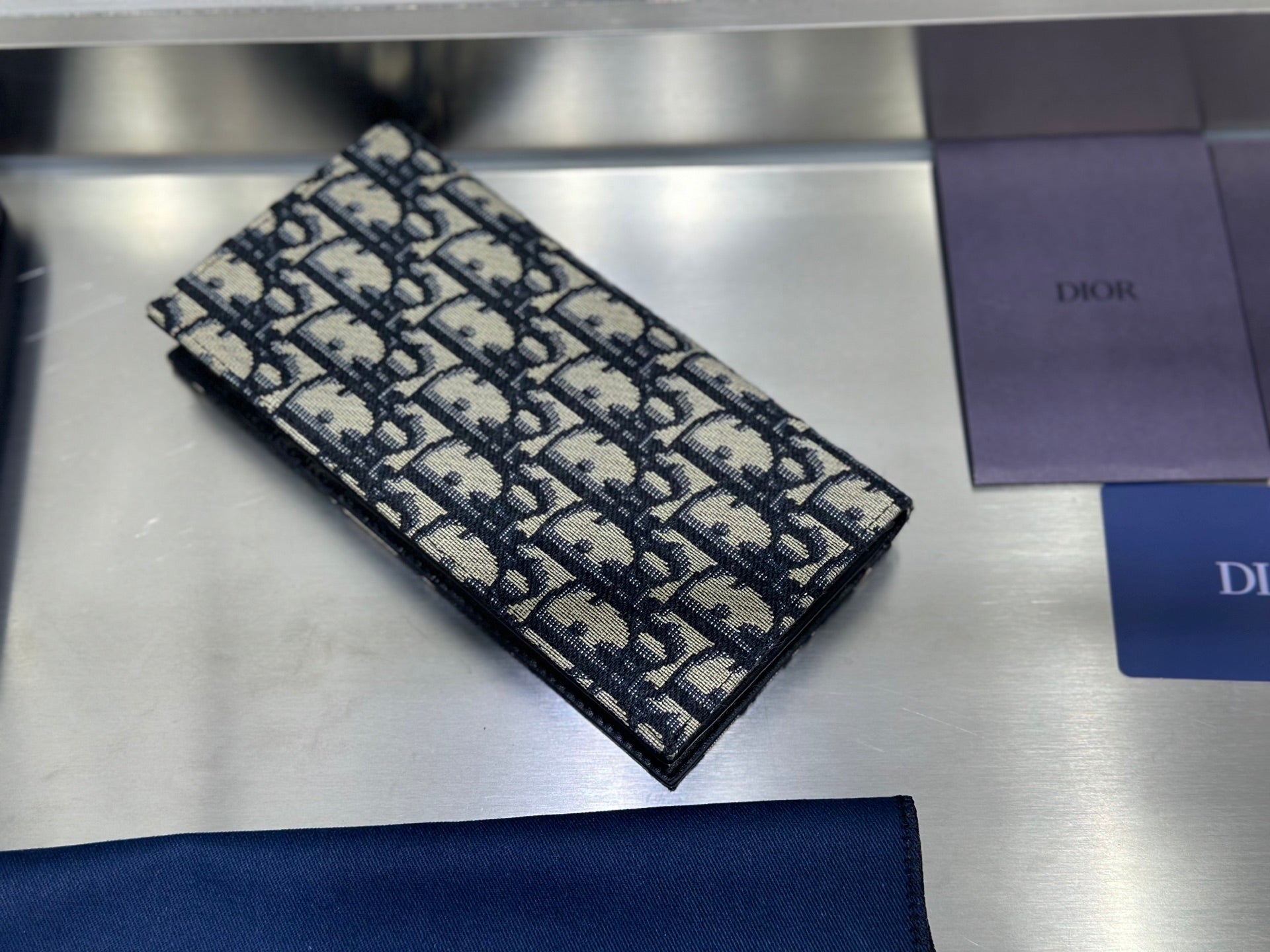 Dior Vertical Continental Wallet 2OBBC002YSE OBLIQUE