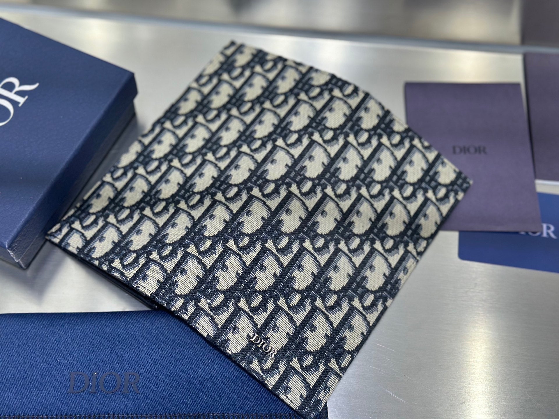 Dior Vertical Continental Wallet 2OBBC002YSE OBLIQUE