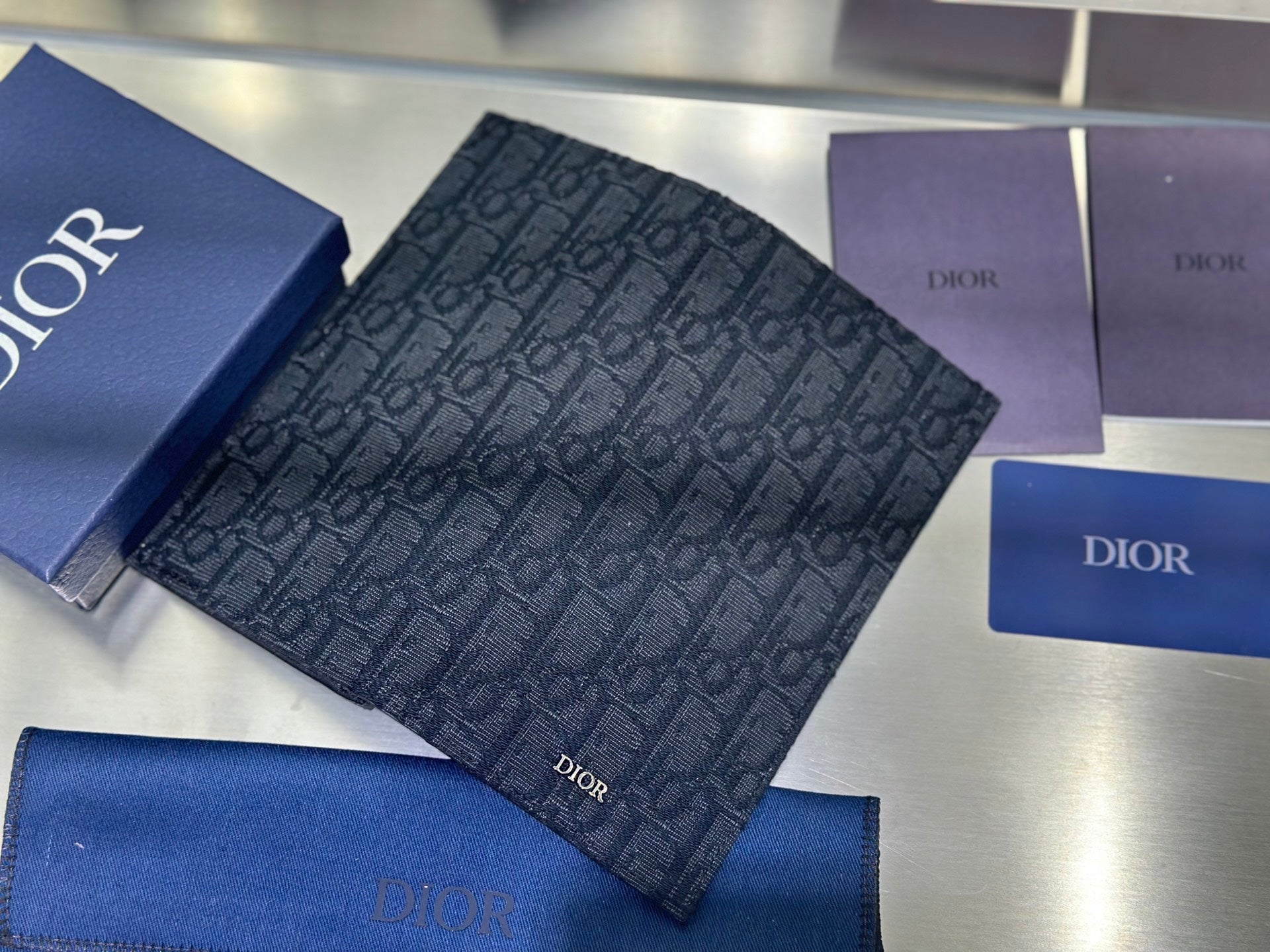 Dior Vertical Continental Wallet 2OBBC002YSE OBLIQUE