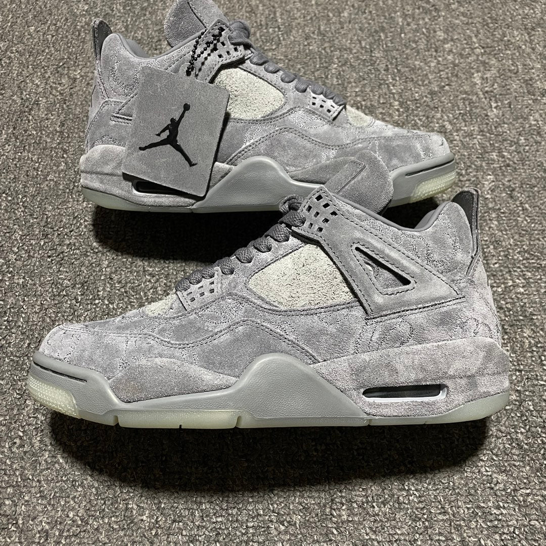 KAWS × Nike Air Jordan 4 Retro "Grey"