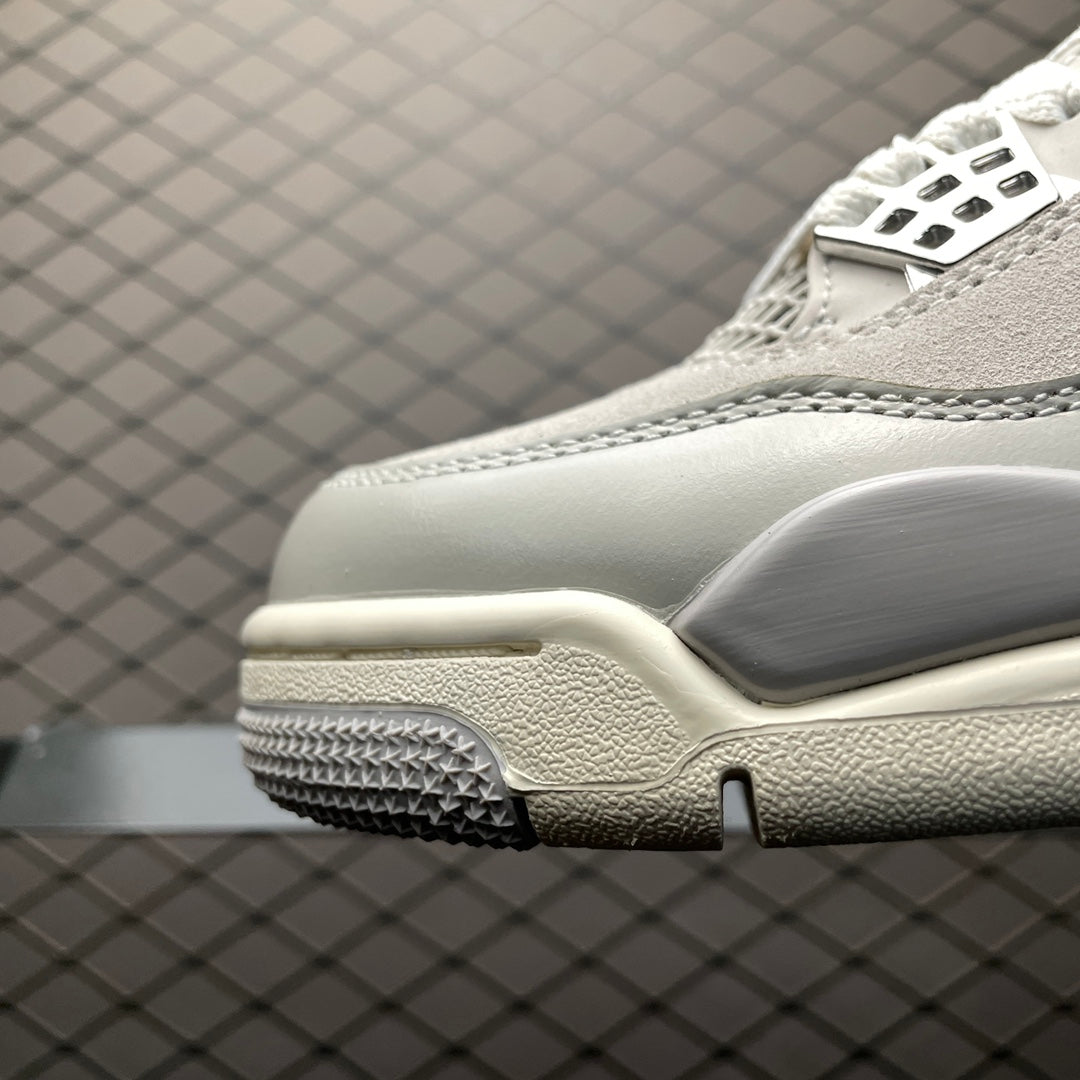 Nike Air Jordan 4 Retro "Frozen Moments"