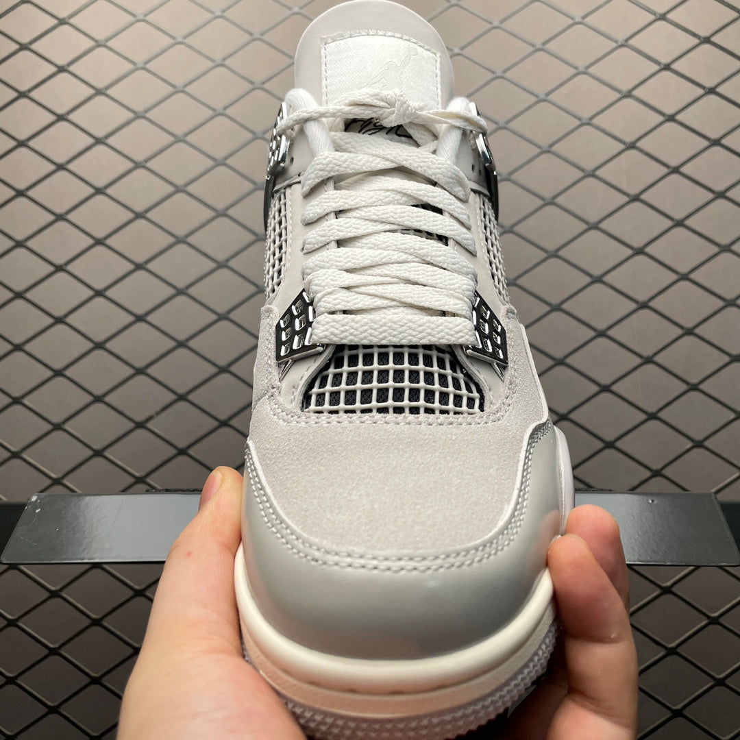 Nike Air Jordan 4 Retro "Frozen Moments"