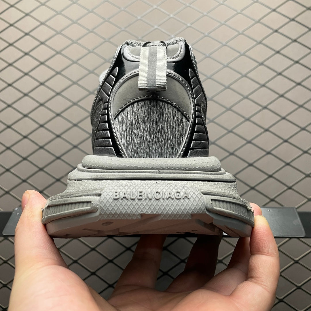 BALENCIAGA 3XL Sneakers in Grey/Black