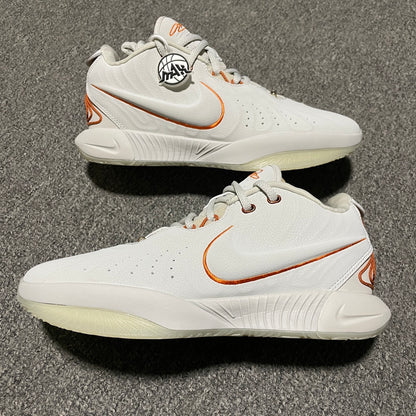 Nike Men's Basketball Shoes LEBRON XXI EP