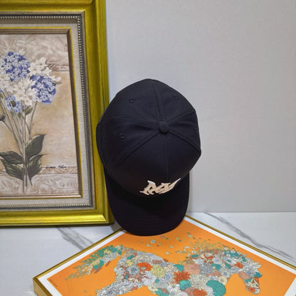 Amiri hat