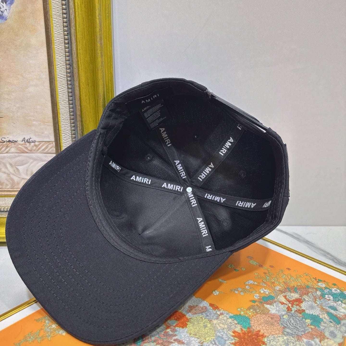Amiri hat