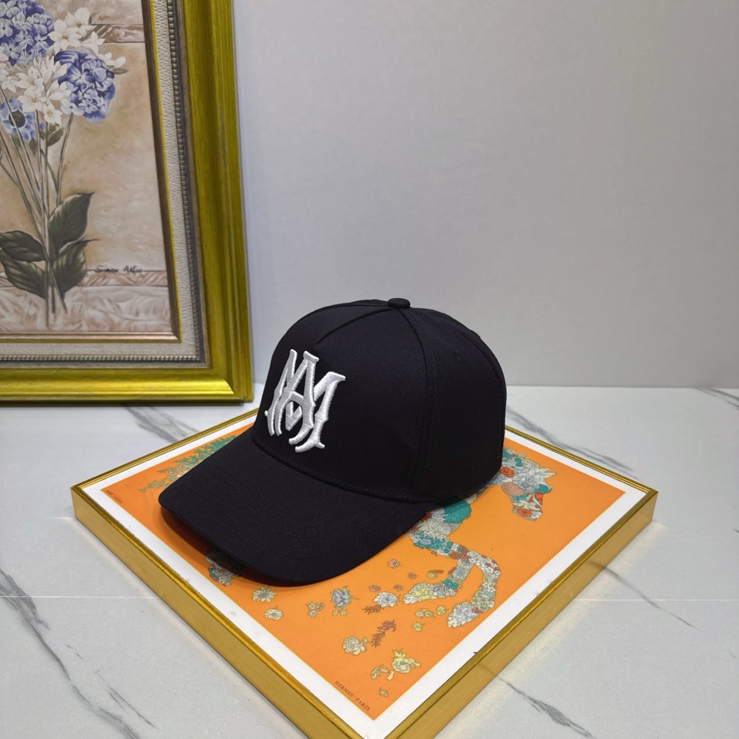 Amiri hat