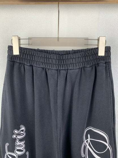 Balenciaga Cursive Baggy Pants for Men in Black/White