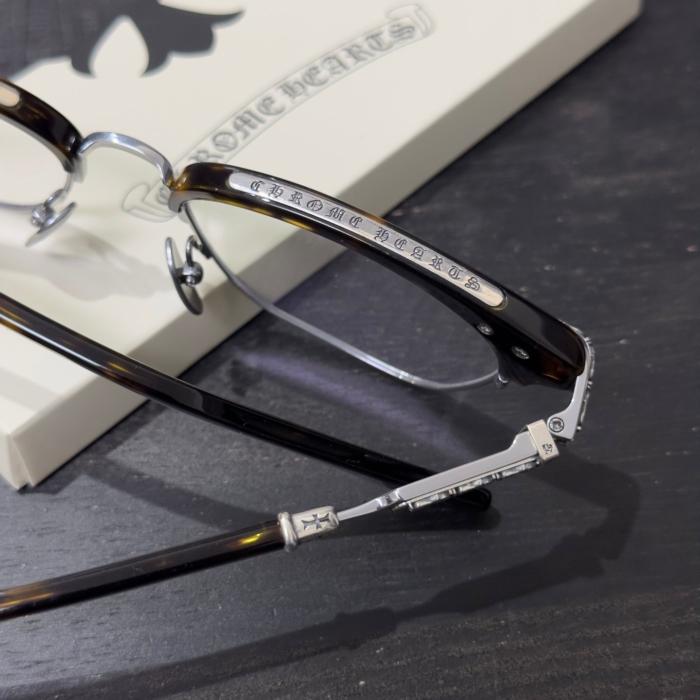 Chrome Hearts VERTICAL SMILE II/Side Eternity Vine Half-rimmed Glasses/Sunglasses/Eyeglasses