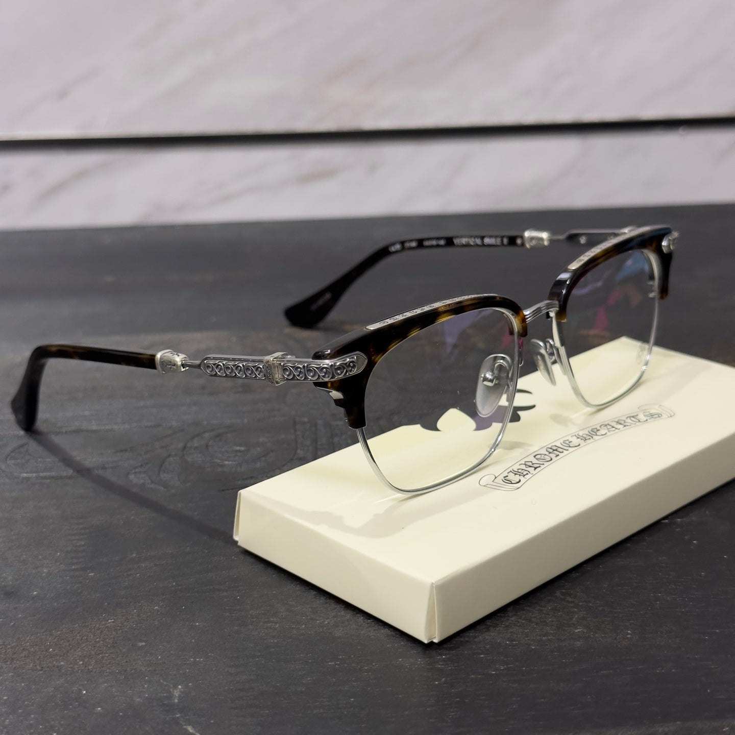 Chrome Hearts VERTICAL SMILE II/Side Eternity Vine Half-rimmed Glasses/Sunglasses/Eyeglasses