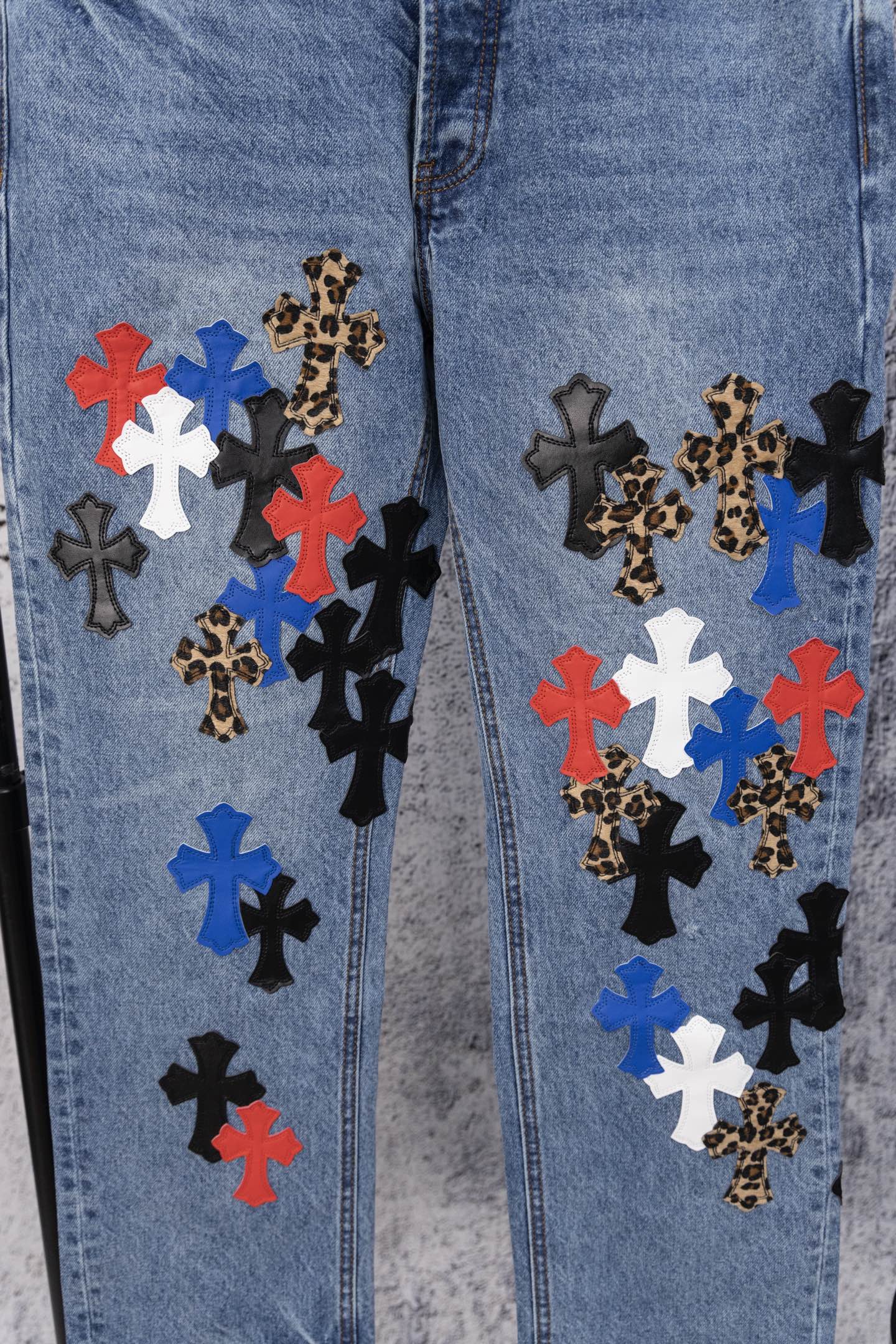 Chrome Heart embroidered print straight-leg jeans