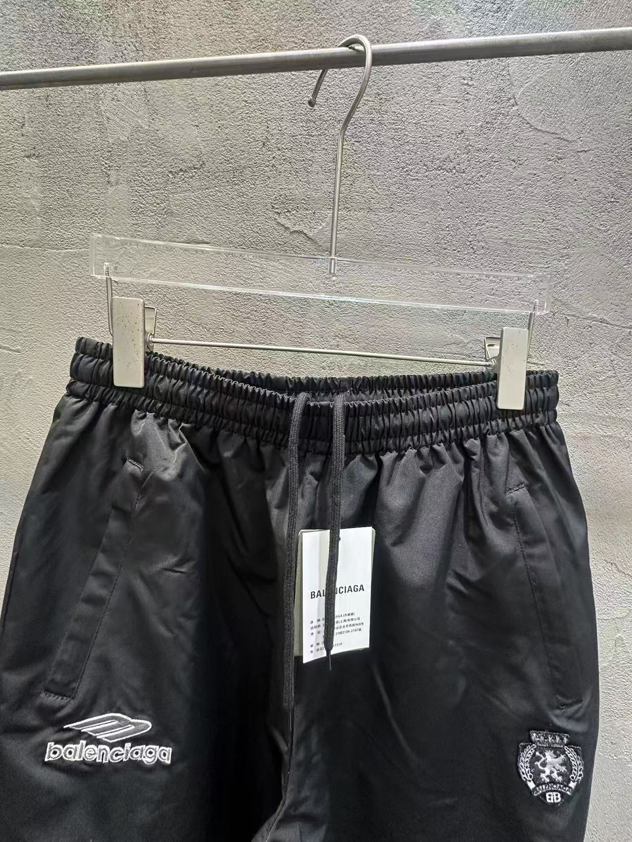 BALENCIAGA 3B Football Pants in Techno Cotton Poplin