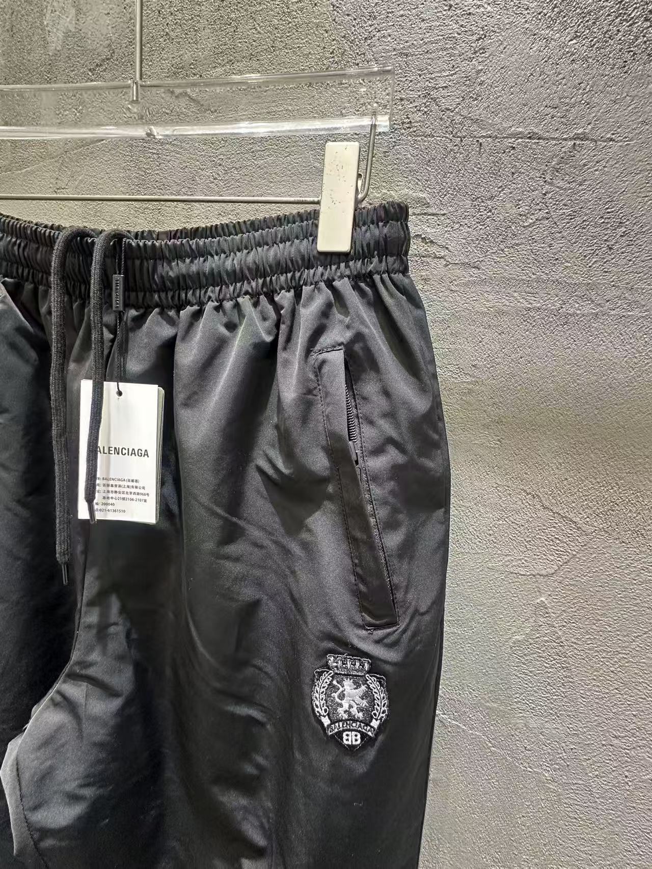 BALENCIAGA 3B Football Pants in Techno Cotton Poplin