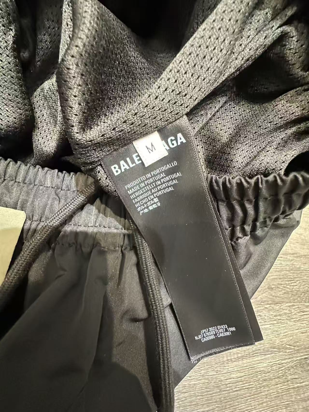 BALENCIAGA 3B Football Pants in Techno Cotton Poplin