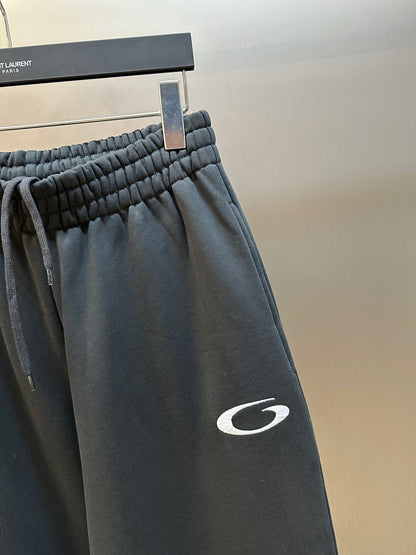BALENCIAGA Men's Basketball Series - Baggy Sweatpants in Black