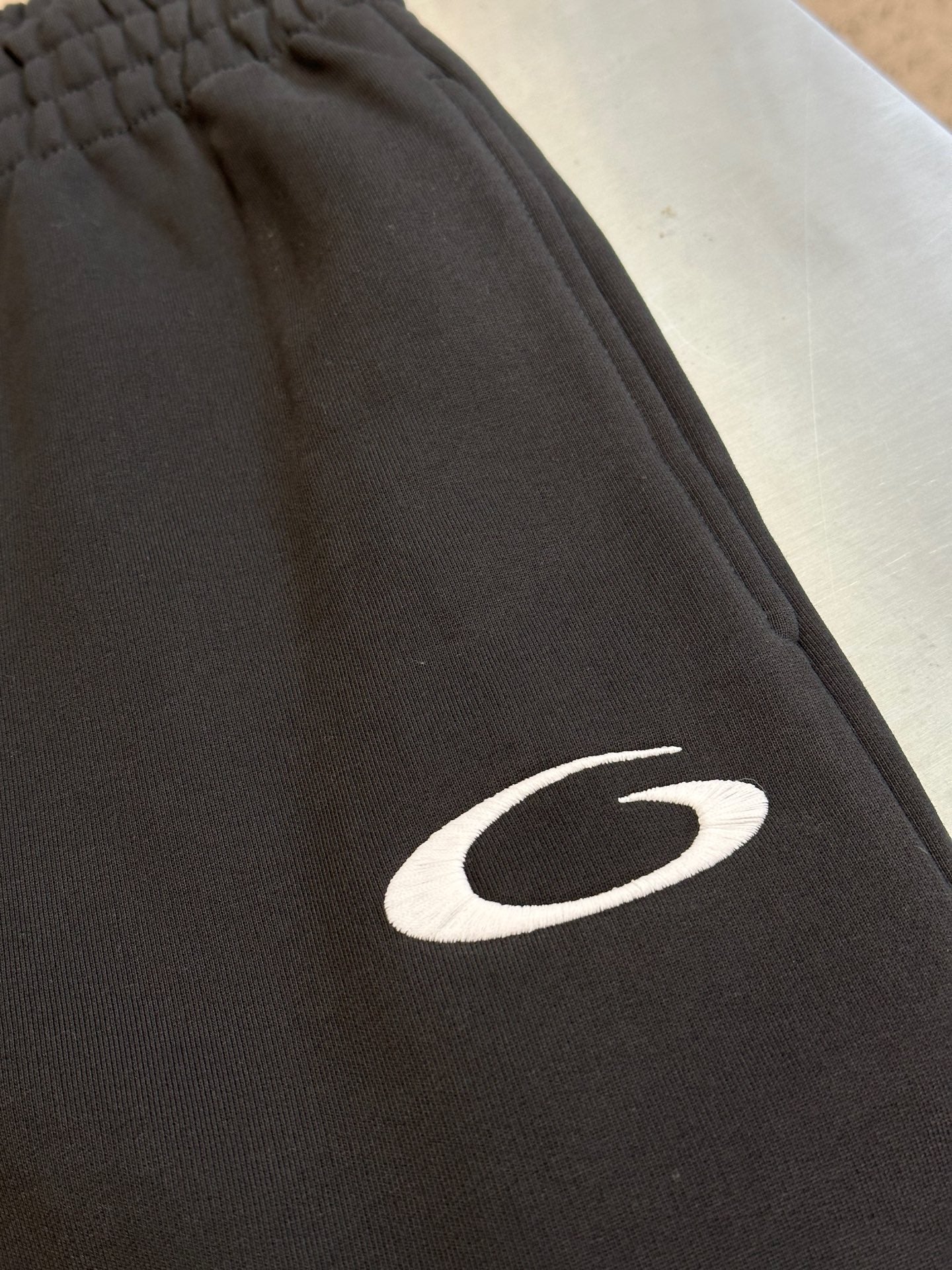 BALENCIAGA Men's Basketball Series - Baggy Sweatpants in Black