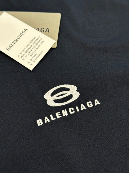 BALENCIAGA Oversized T-shirt in dirty effect white/black