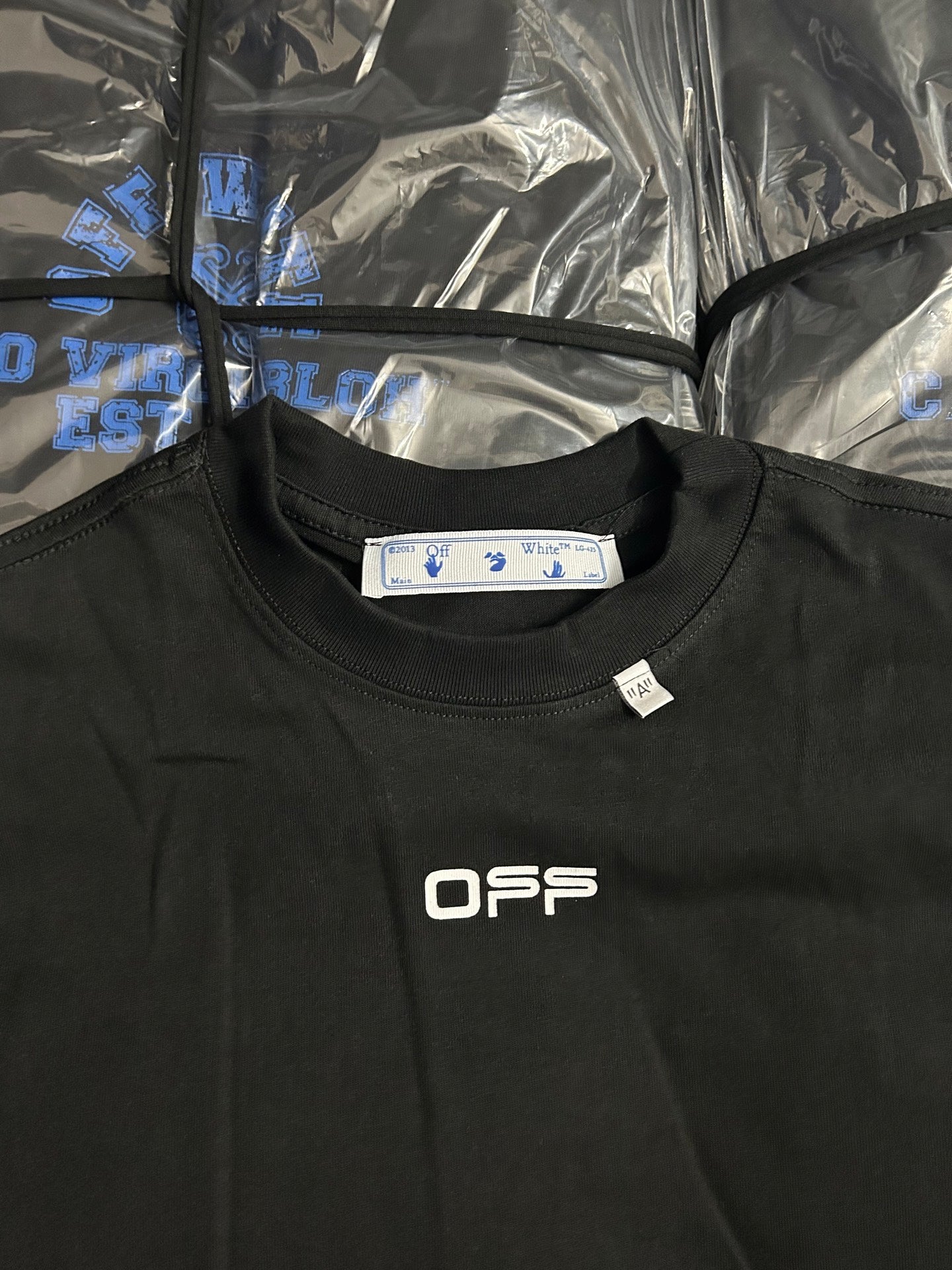 Off-White Caravaggio Arrow T-Shirt 'Black'