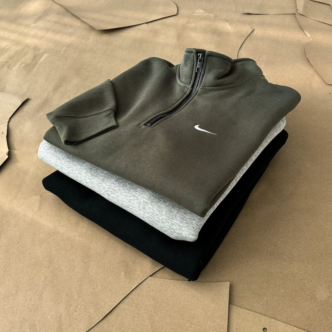 Nike Solo Swoosh Men's 1/4 Zip Top